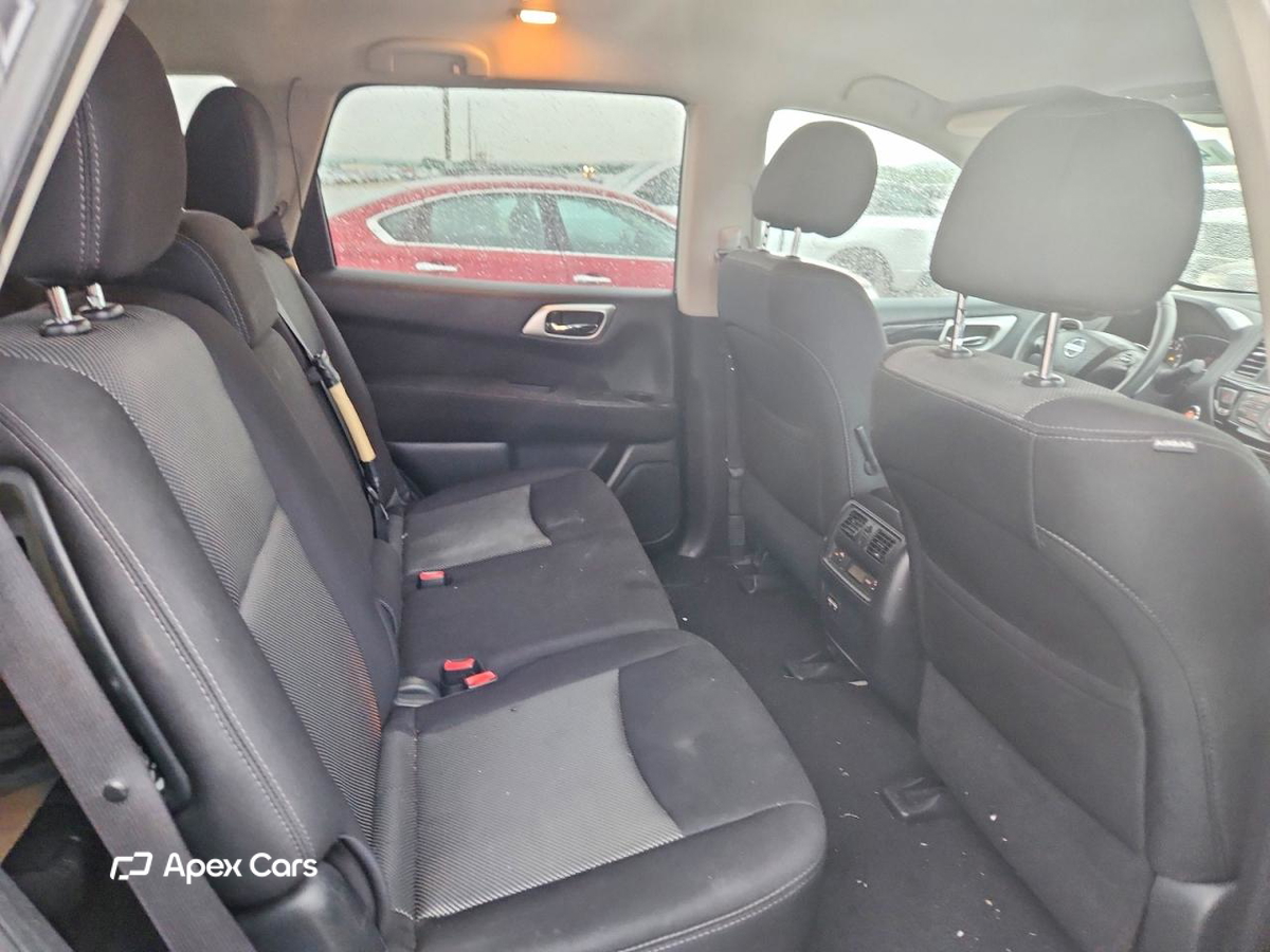 Nissan Pathfinder 2017