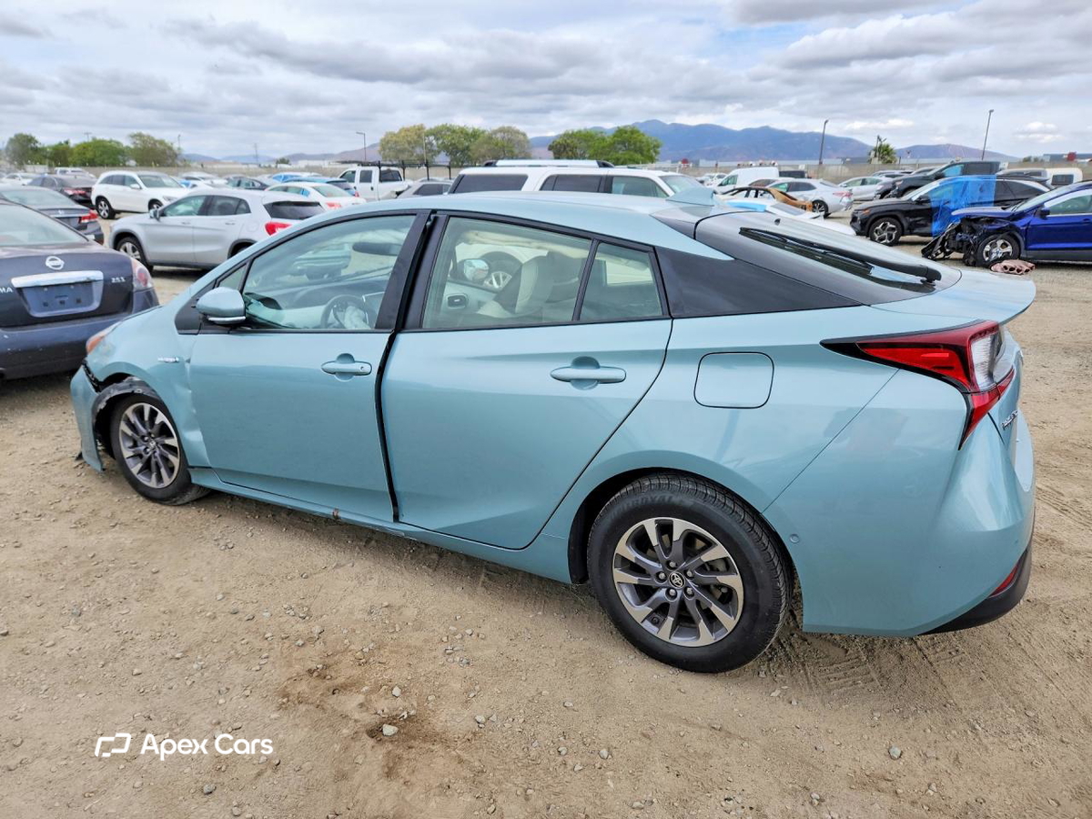 Toyota Prius 2021