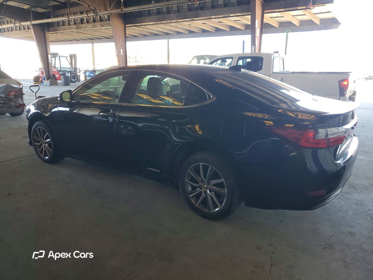 Lexus ES 2016