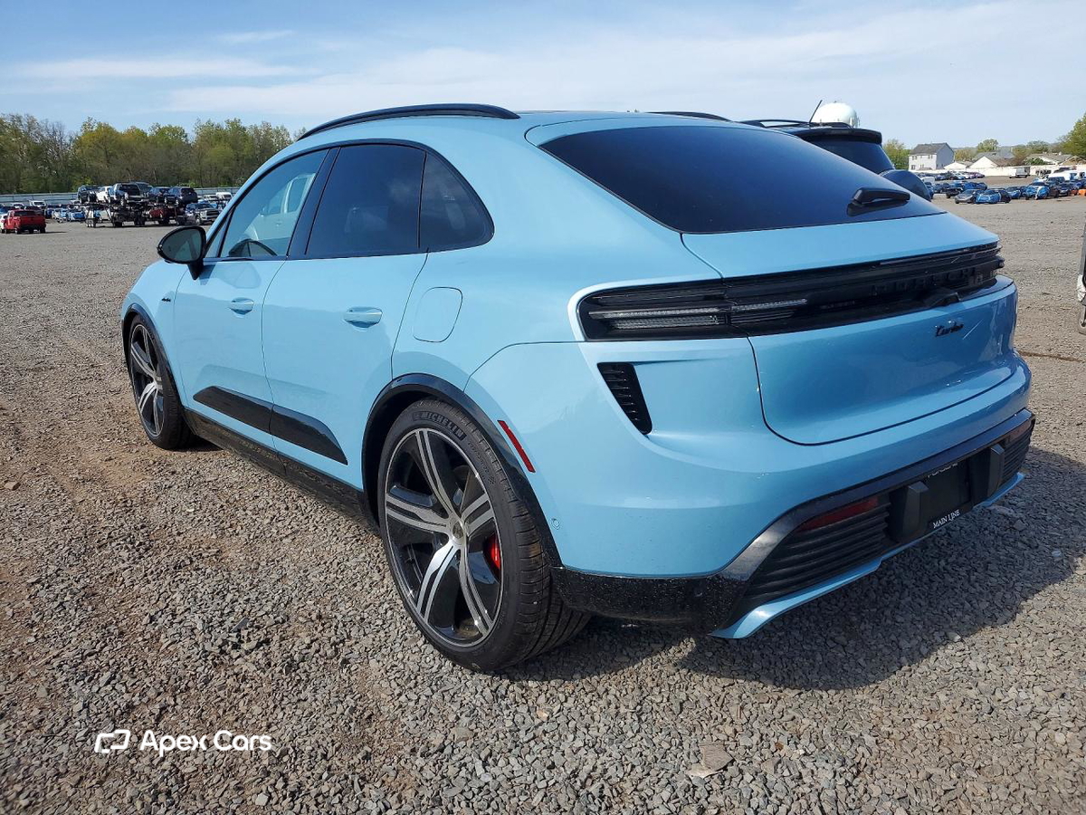 Porsche Macan 2025