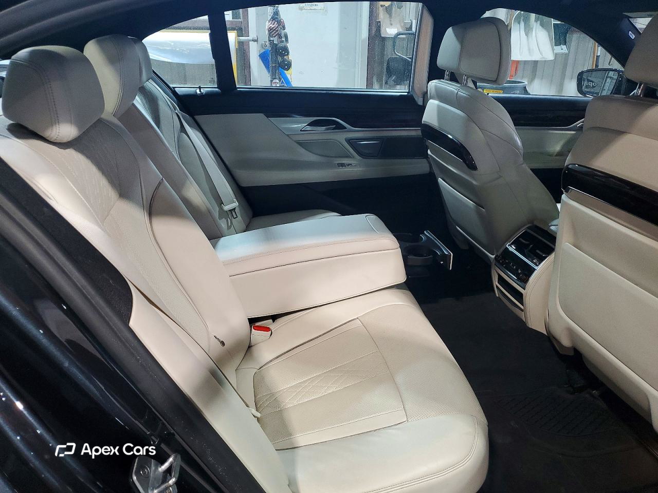 BMW Series 7 2019