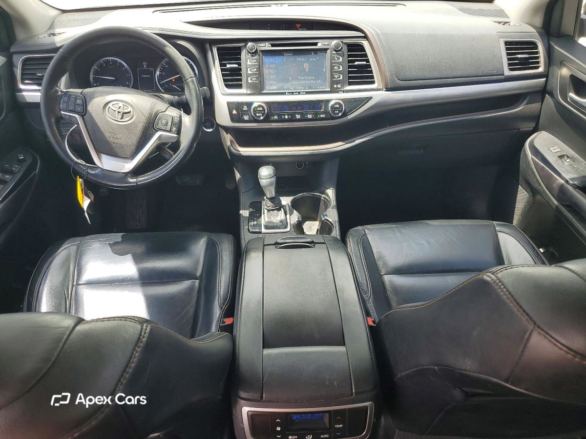 Toyota Highlander 2016