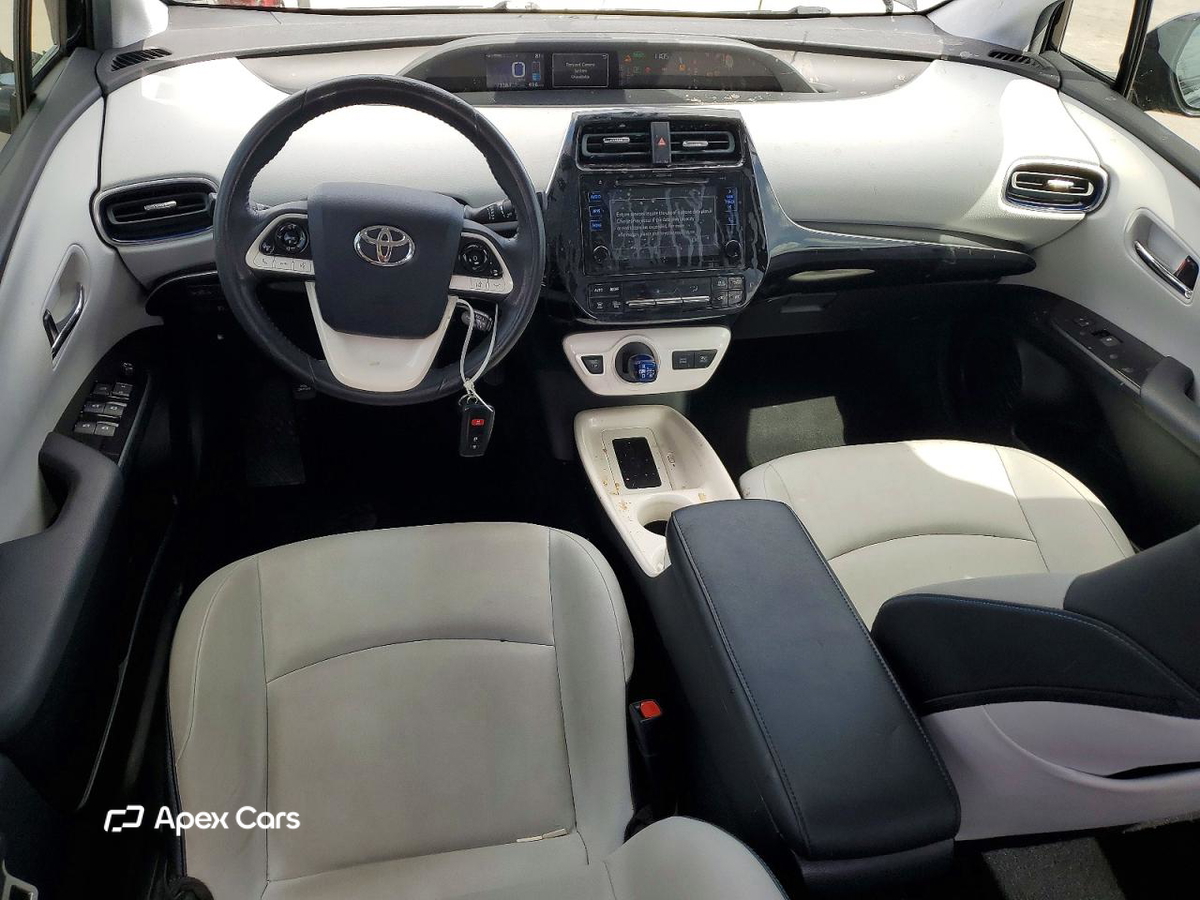 Toyota Prius 2017