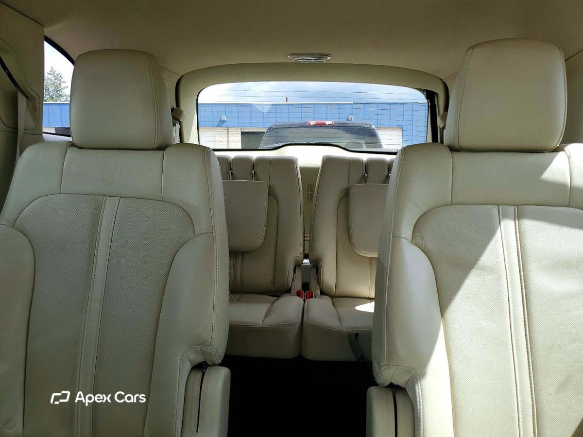 Lincoln MKT 2015