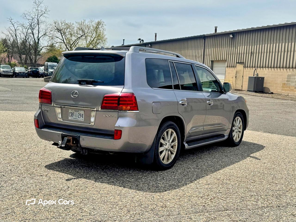 Lexus LX 2009
