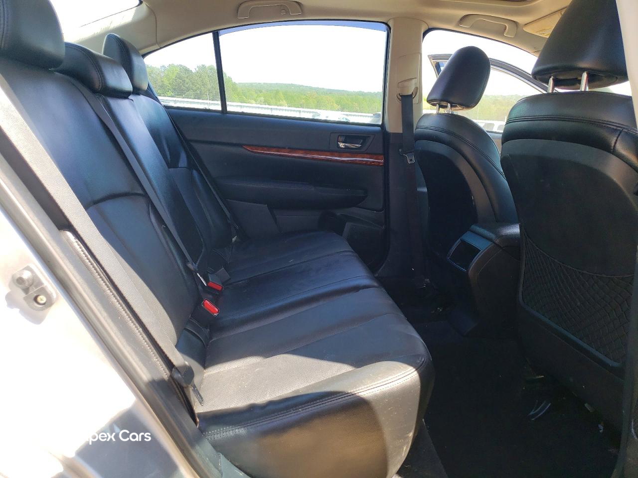 Subaru Legacy 2011