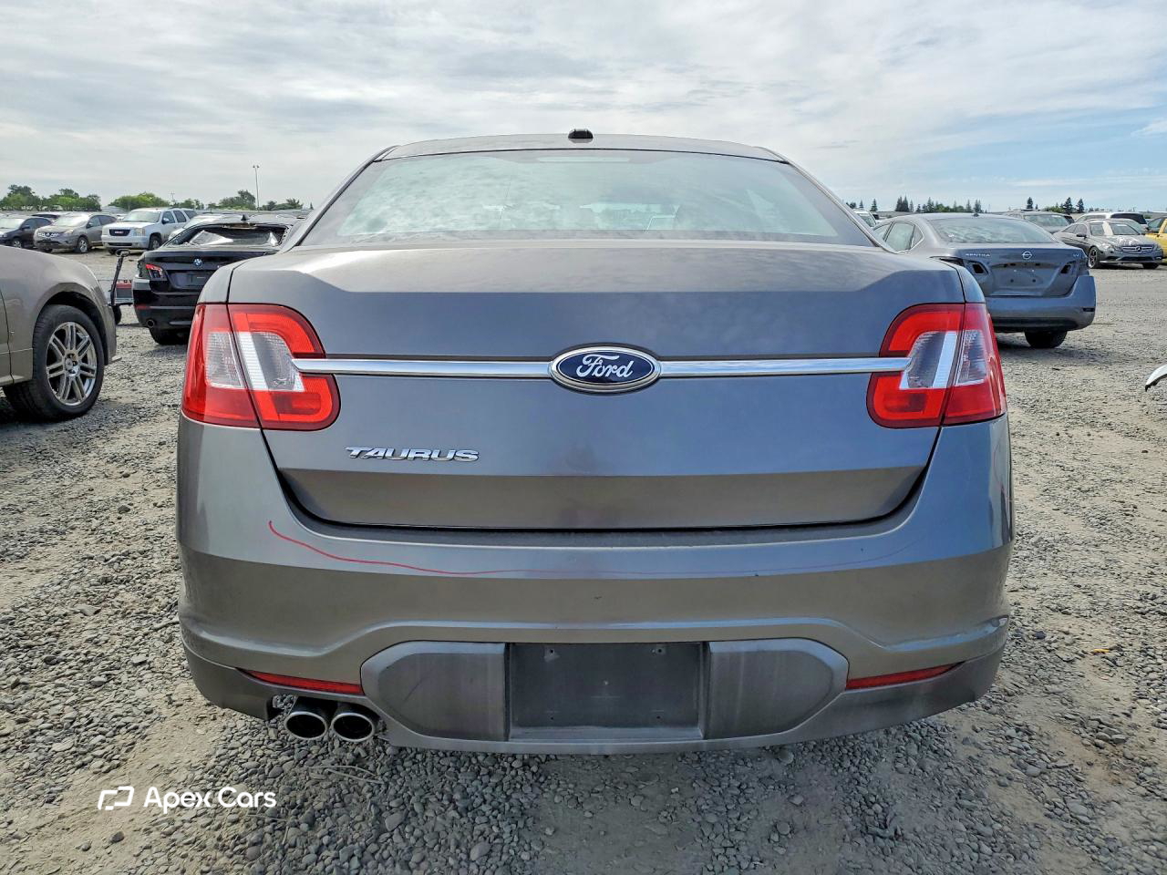 Ford Taurus 2012