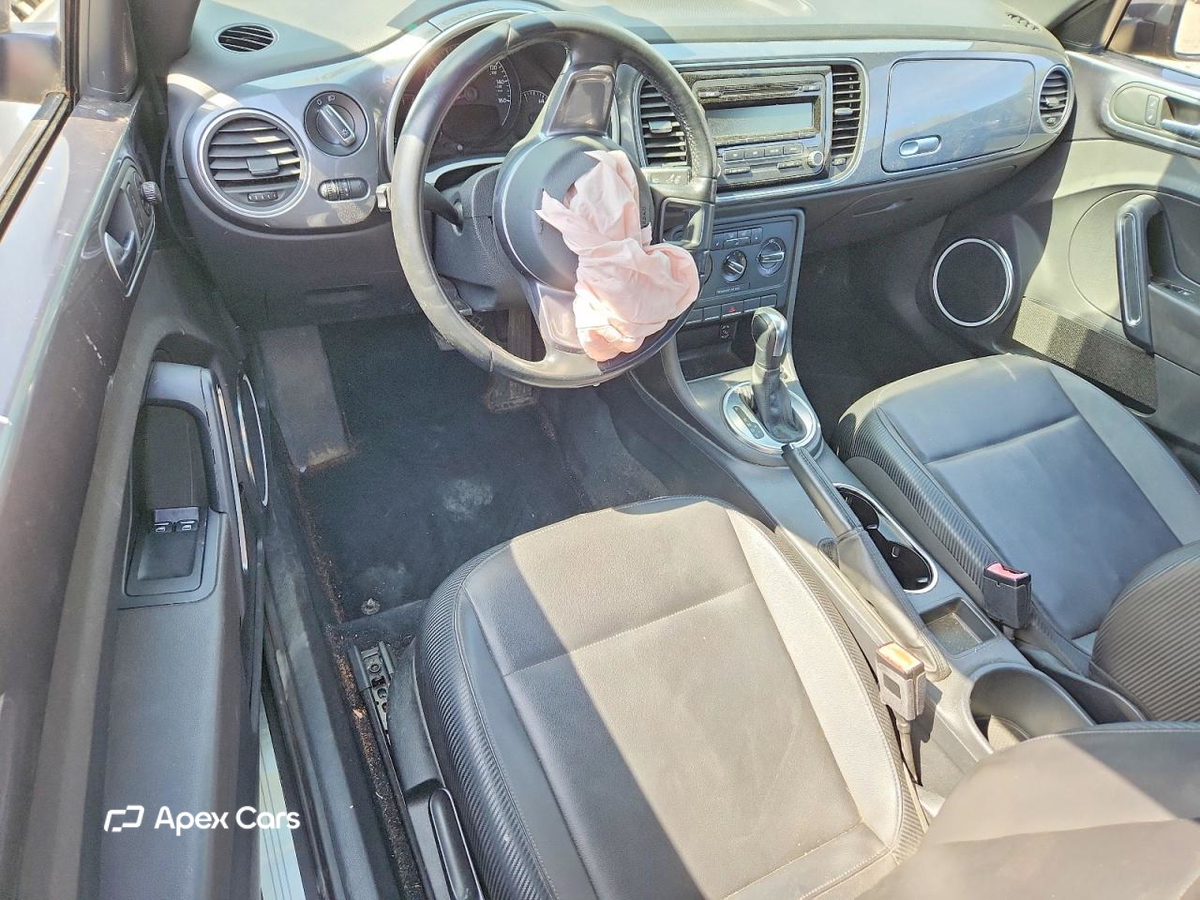 Volkswagen Beetle 2012