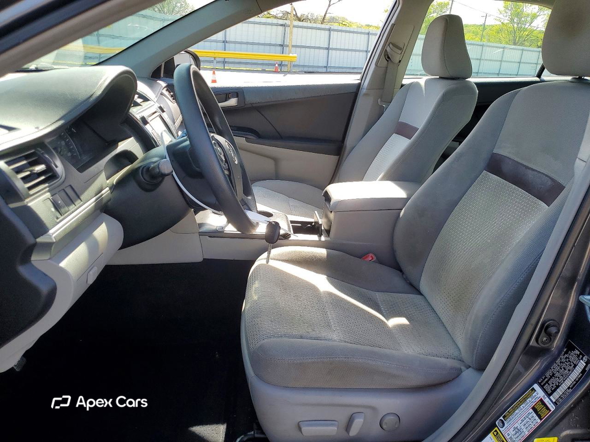 Toyota Camry 2012
