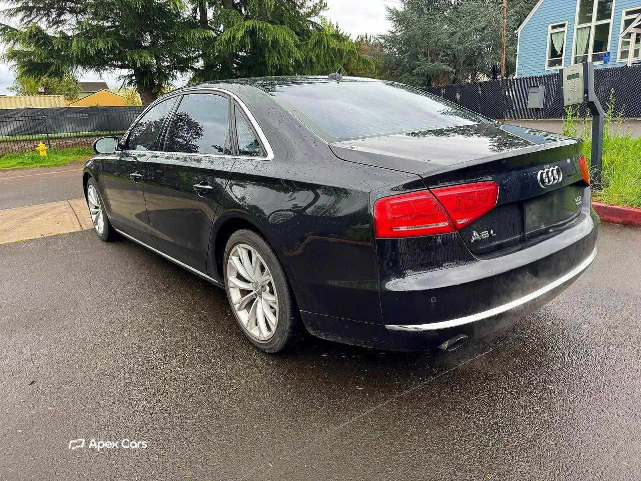 Audi A8 2011