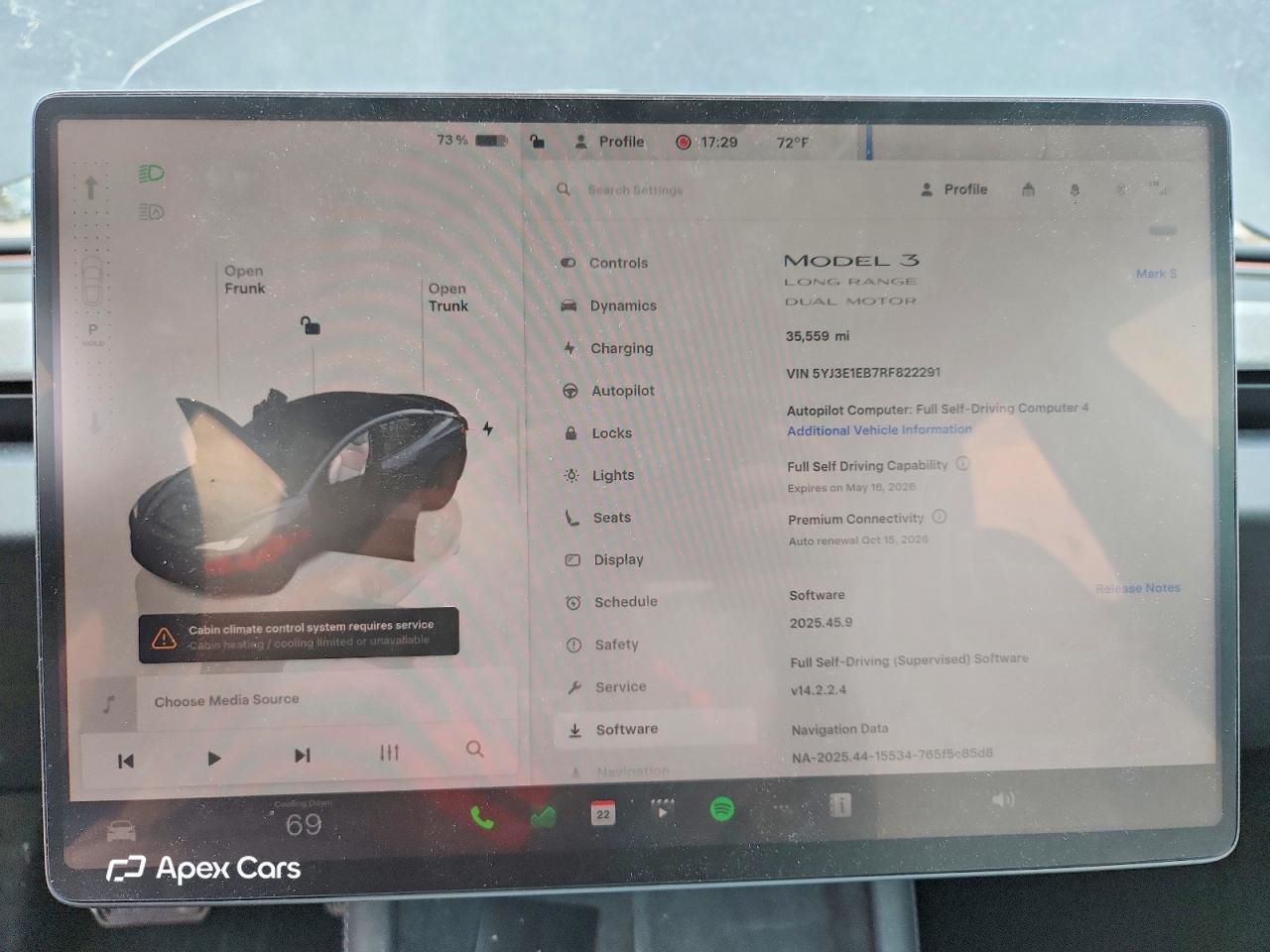 Tesla Model 3 2024