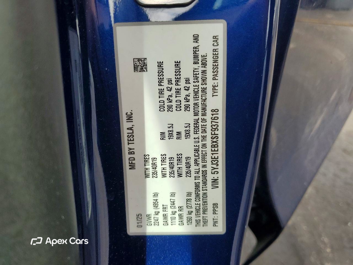 Tesla Model 3 2025