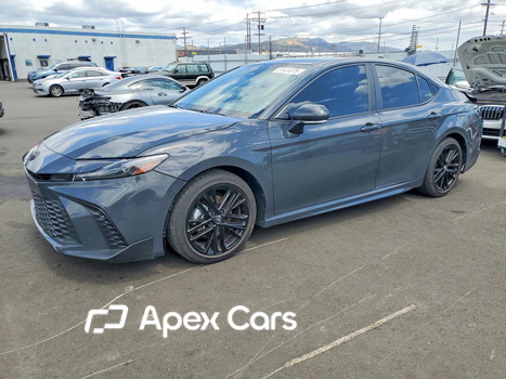 Toyota Camry 2025 - Image 1 of 12