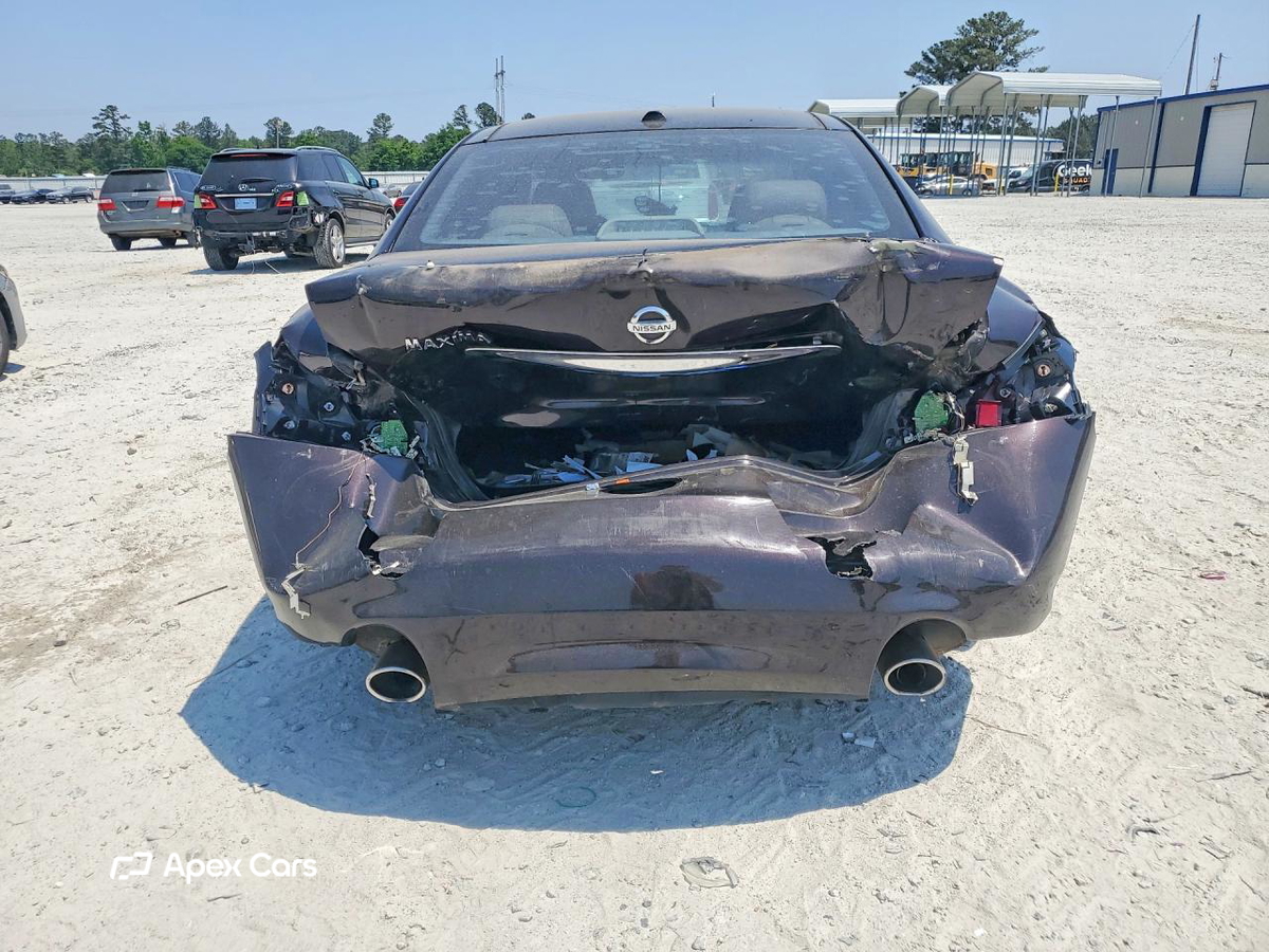 Nissan Maxima 2012