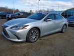 Lexus ES 2019