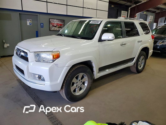 Toyota 4Runner 2013 - Image 1 of 13