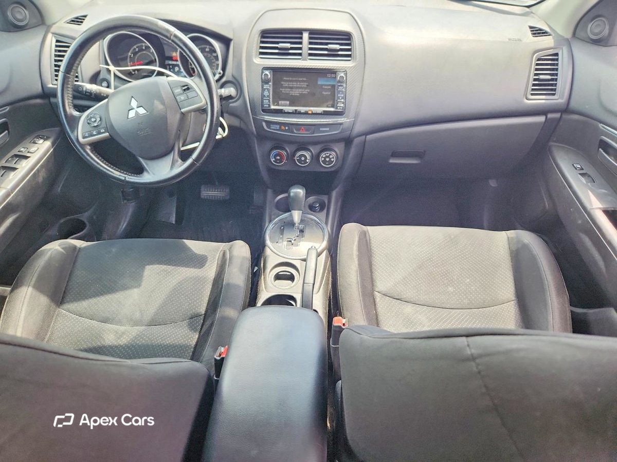 Mitsubishi Outlander 2015