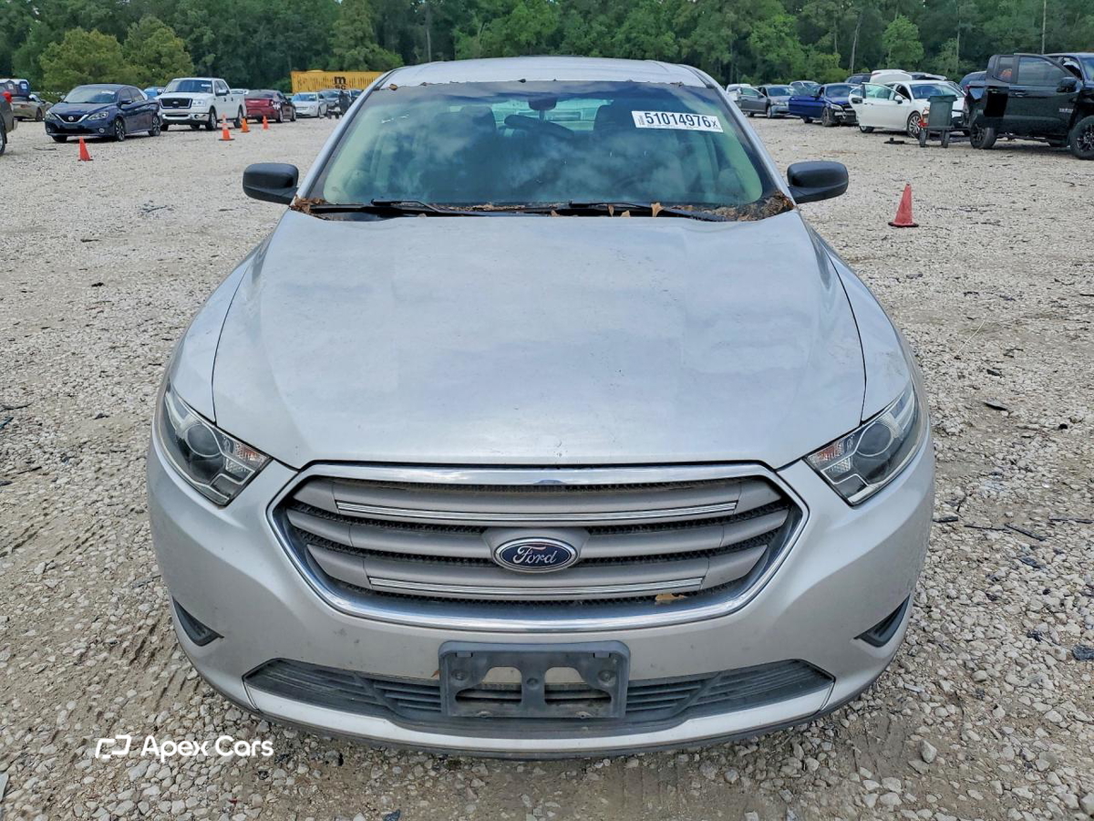 Ford Taurus 2016