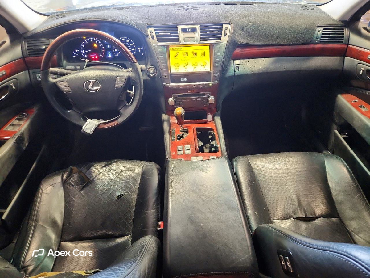 Lexus LS 2010