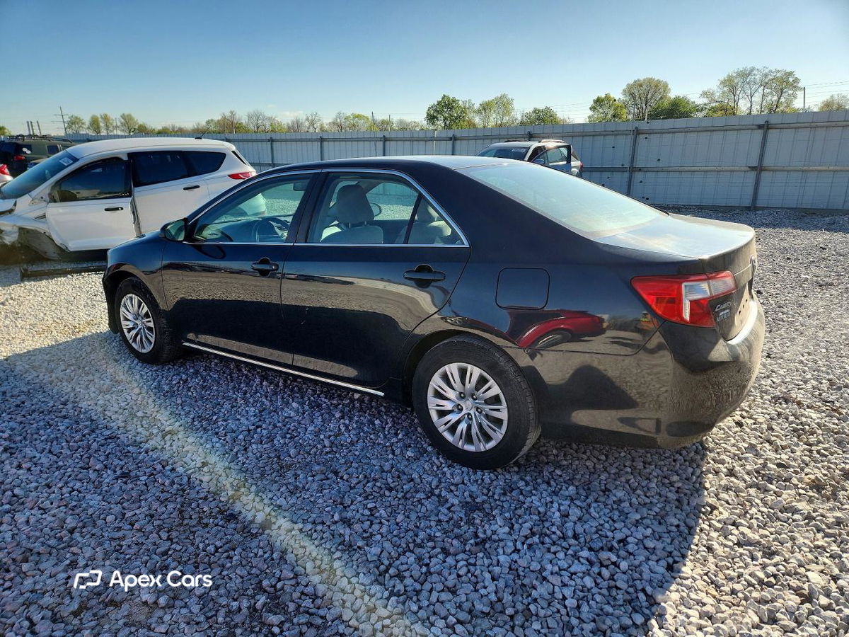 Toyota Camry 2012