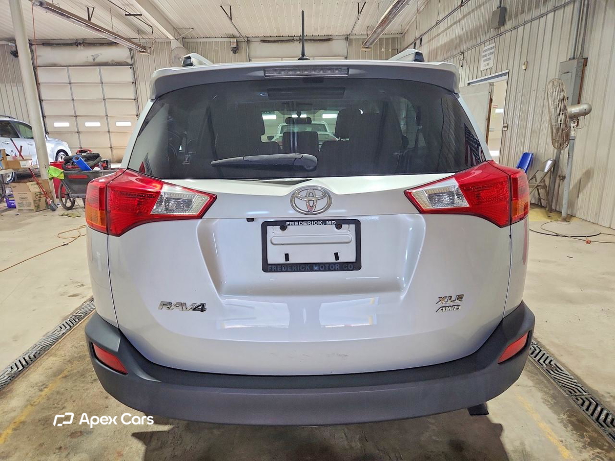 Toyota RAV 4 2015