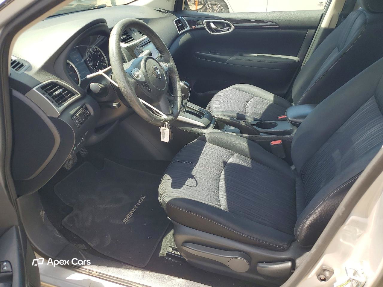 Nissan Sentra 2016