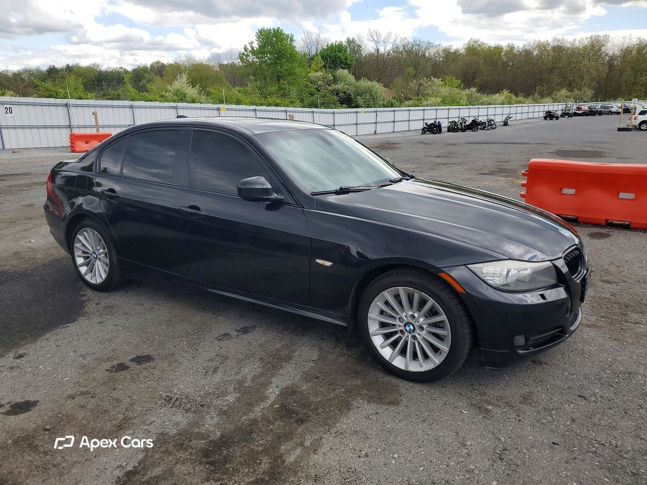 BMW Series 3 2011