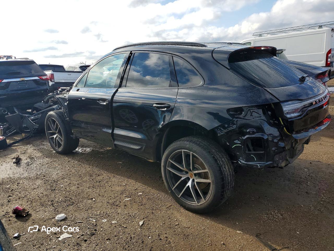 Porsche Macan 2025