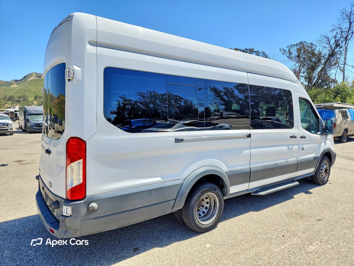 Ford Transit 2015