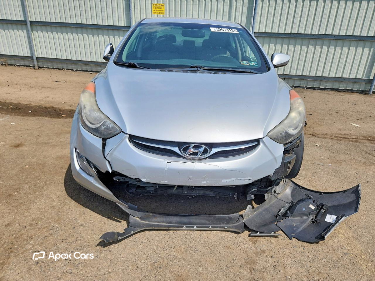 Hyundai Elantra 2013