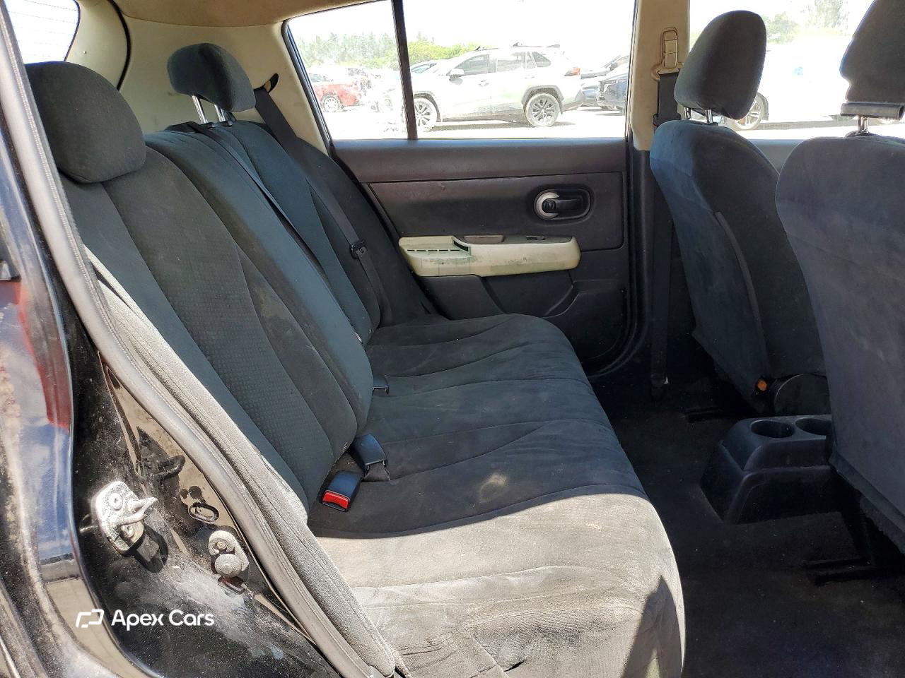 Nissan Versa 2010