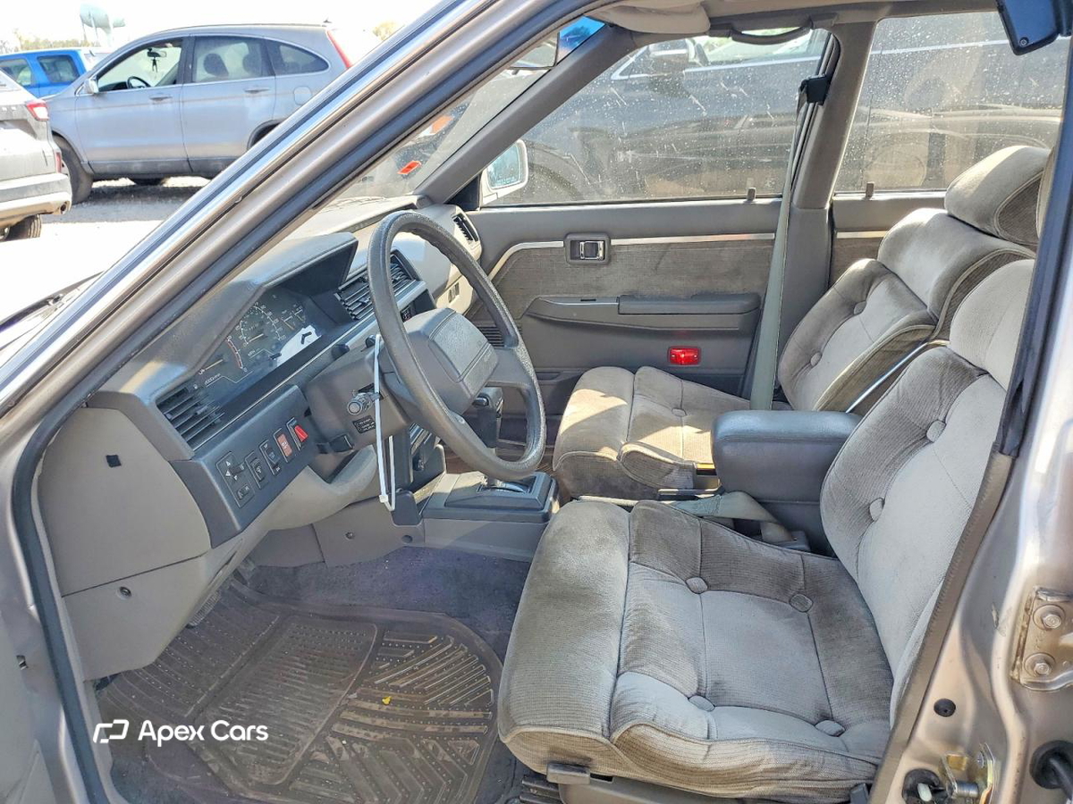 Nissan Maxima 1987