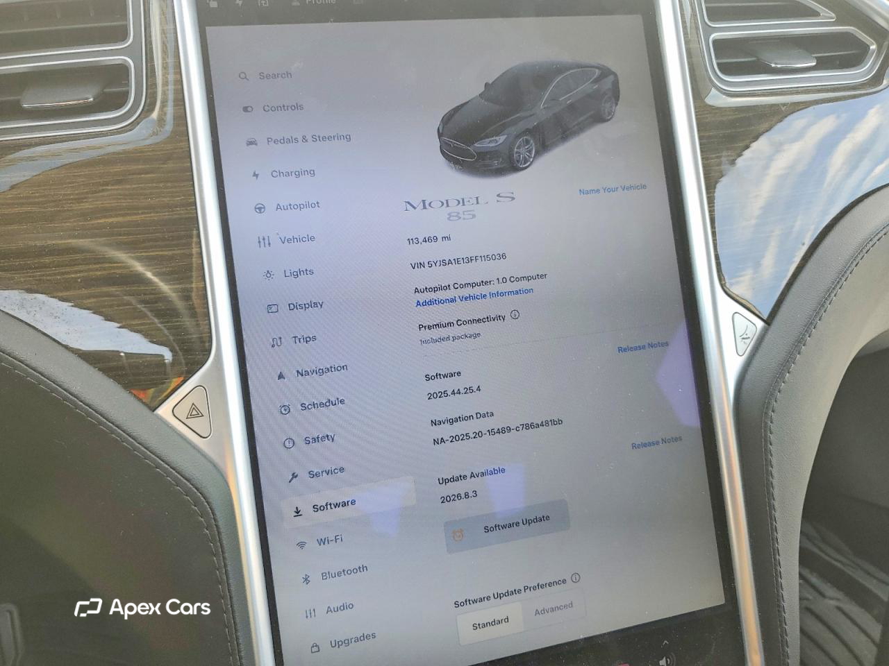 Tesla Model S 2015