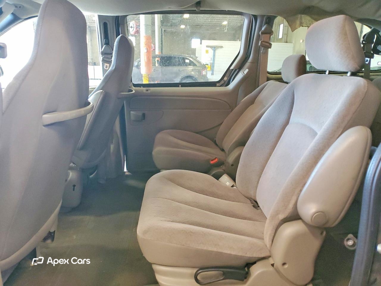 Dodge Caravan 2003
