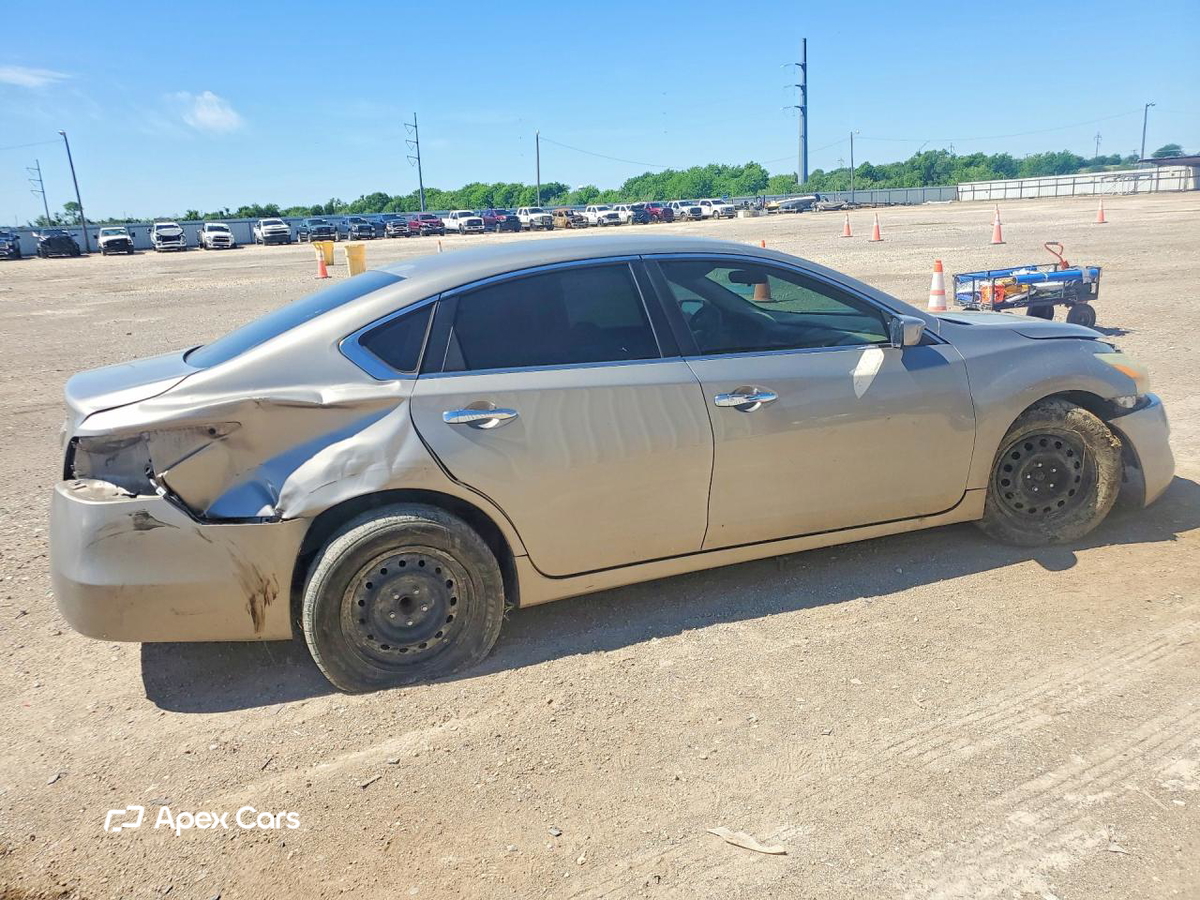 Nissan Altima 2014