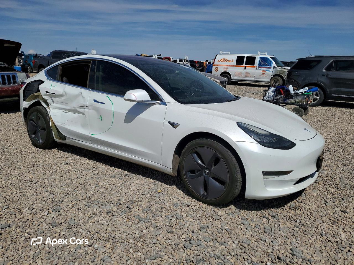 Tesla Model 3 2018