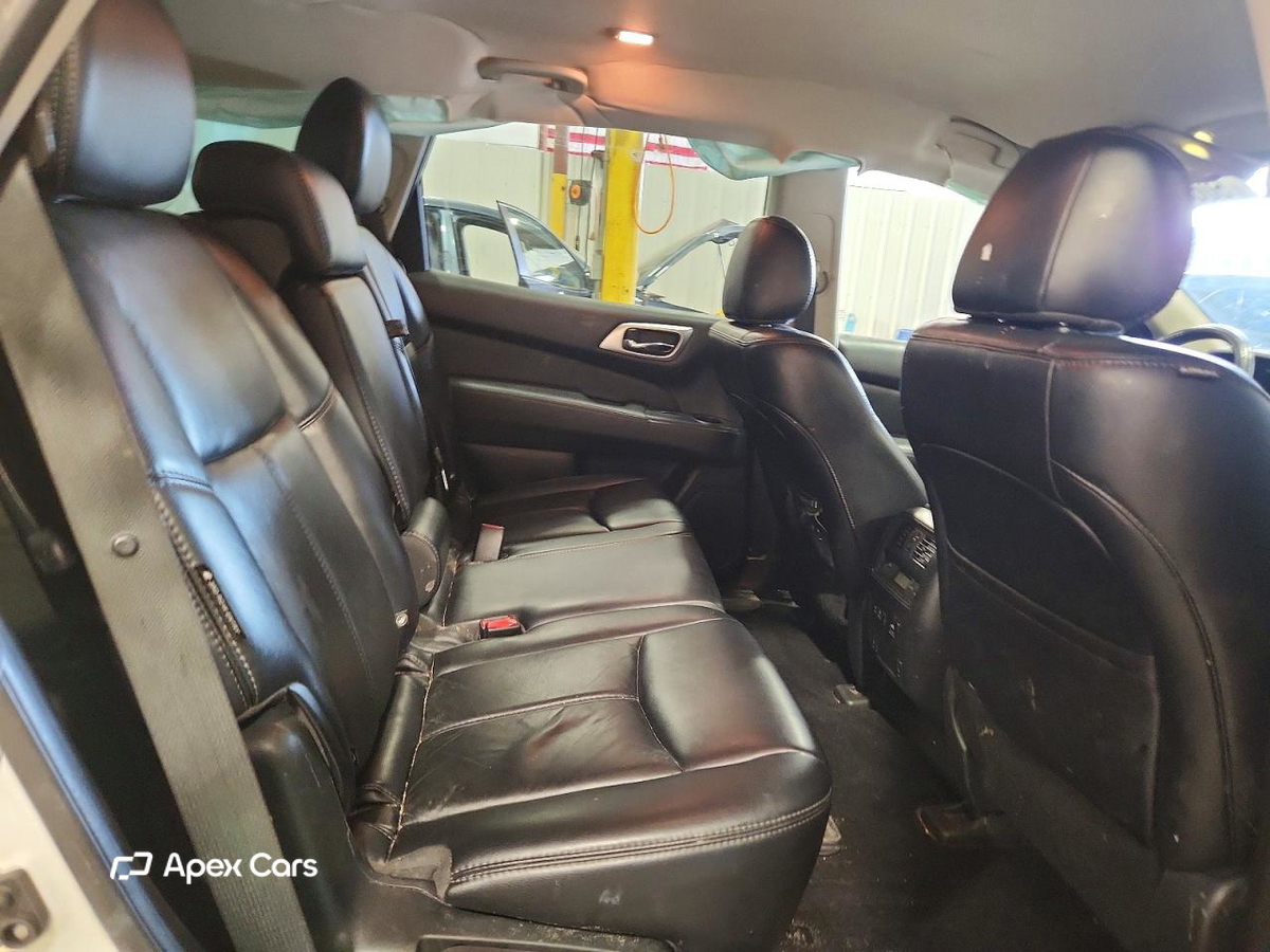 Nissan Pathfinder 2019
