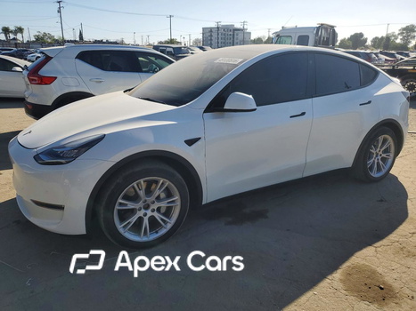 Tesla Model Y 2022 - Zdjęcie 1 z 13