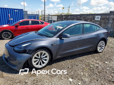Tesla Model 3 2022 - Image 1 of 5