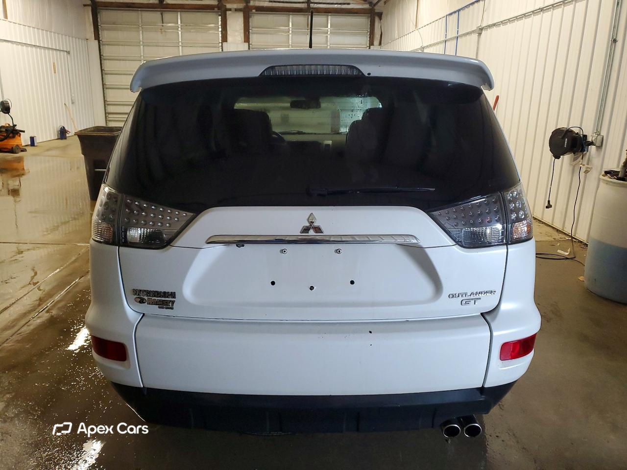 Mitsubishi Outlander 2012