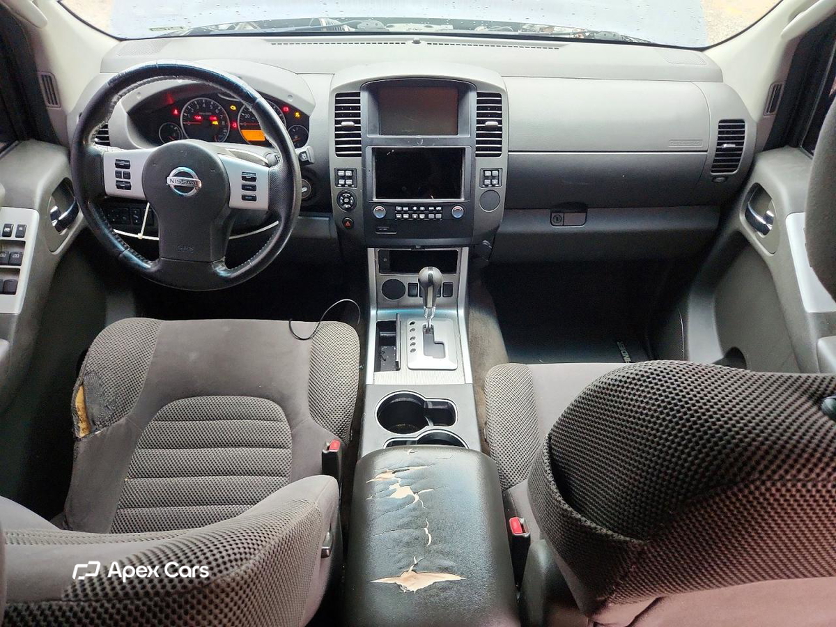 Nissan Pathfinder 2012