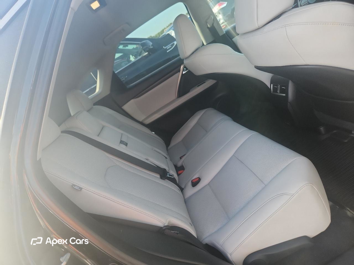 Lexus RX 2022