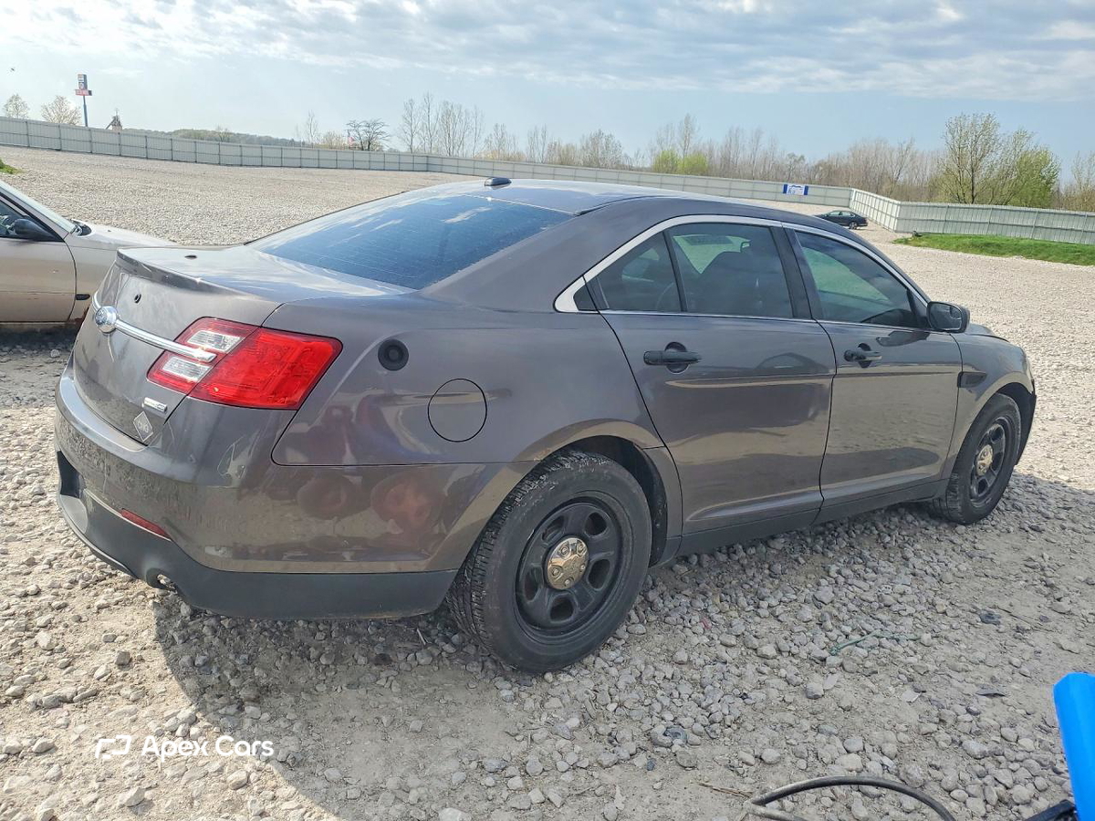 Ford Taurus 2015