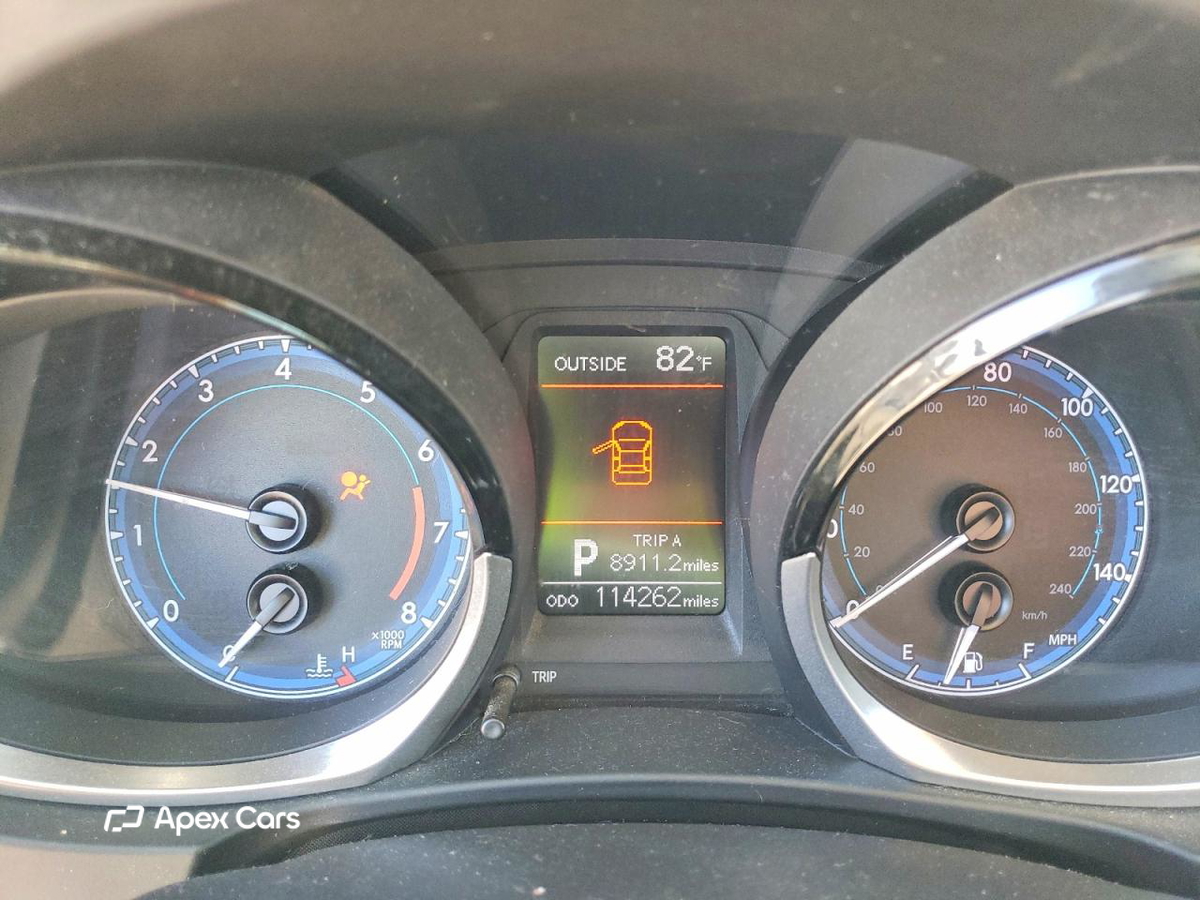 Toyota Corolla 2015