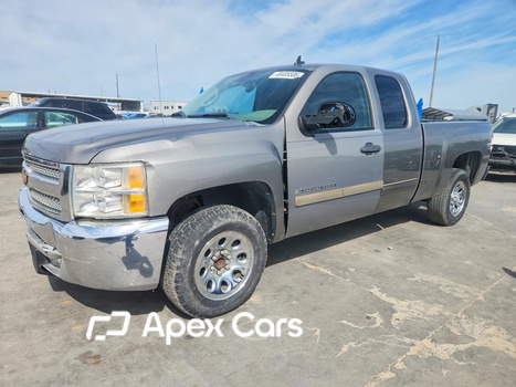 Chevrolet Silverado 2013 - Image 1 of 12