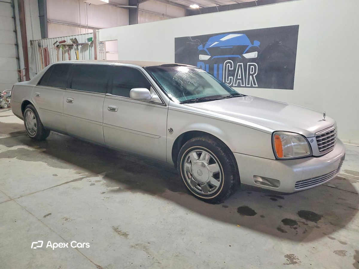 Cadillac  2005