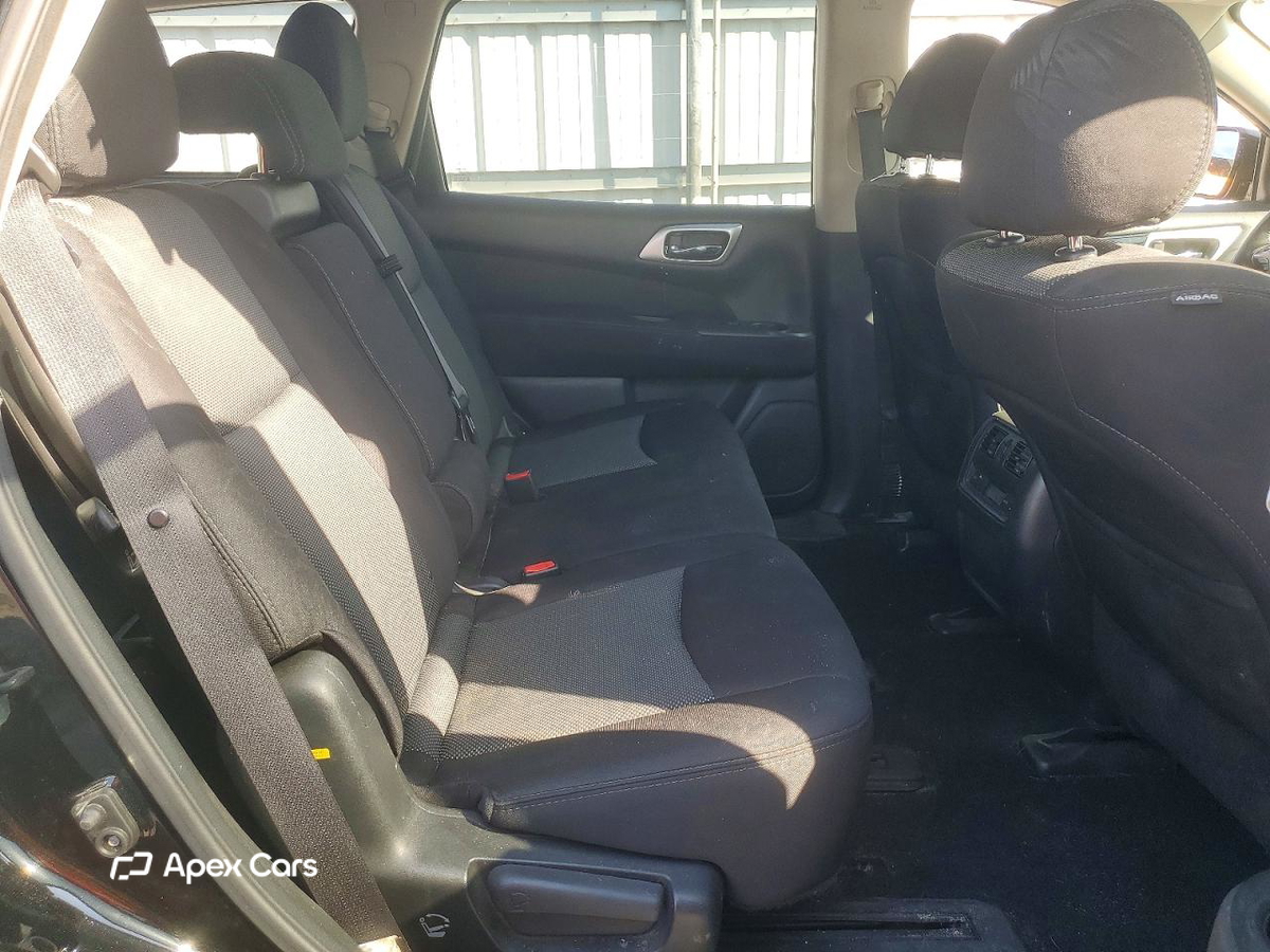 Nissan Pathfinder 2017