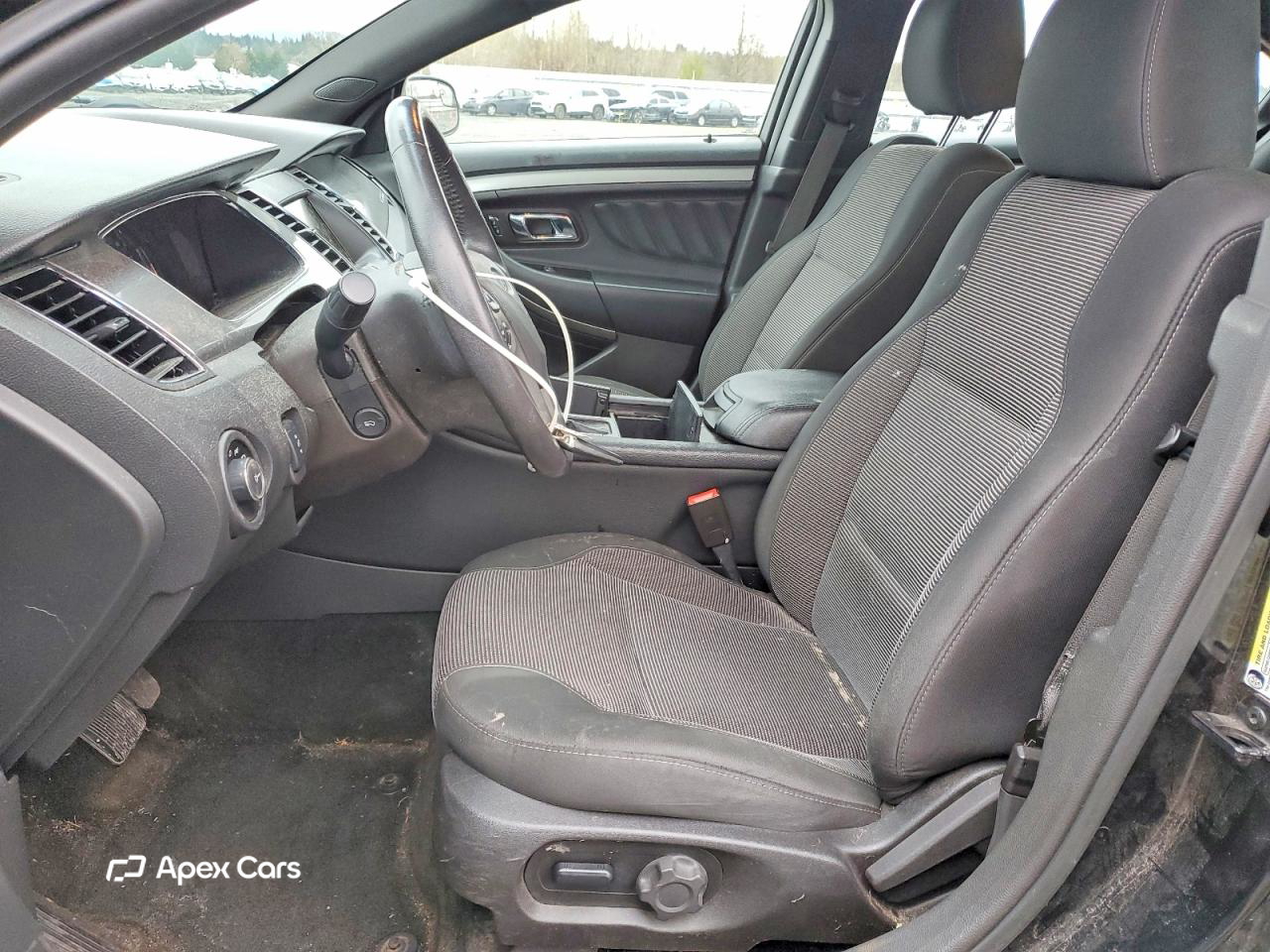 Ford Taurus 2015