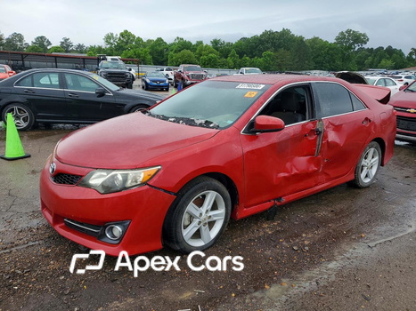 2014 Toyota Camry - Zdjęcie 1 z 5