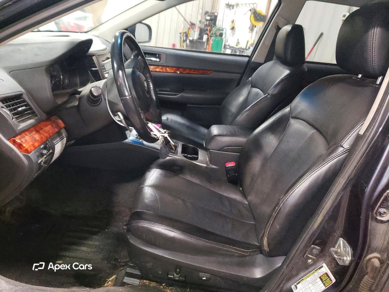 Subaru Outback 2011